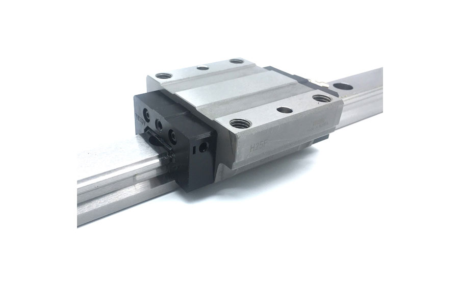 怎么選擇生產(chǎn)直線導(dǎo)軌的材料？